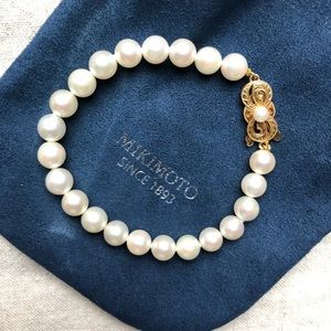 Timeless Mikimoto 7” Pearl Bracelet